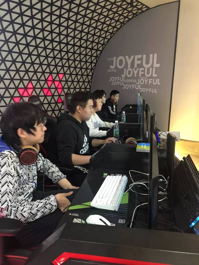 丰富经验 丰富经验