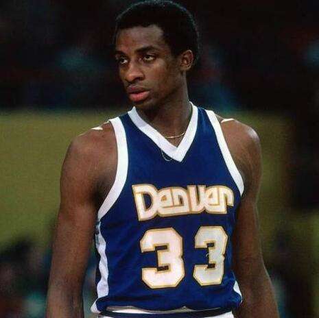 装与游走路 装与游走路